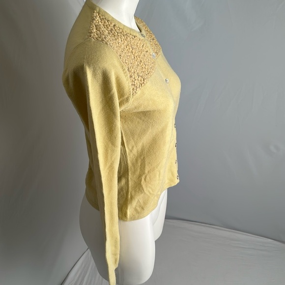 Free People yellow boho wool acrylic blend daisy button cardigan M - Picture 3 of 11